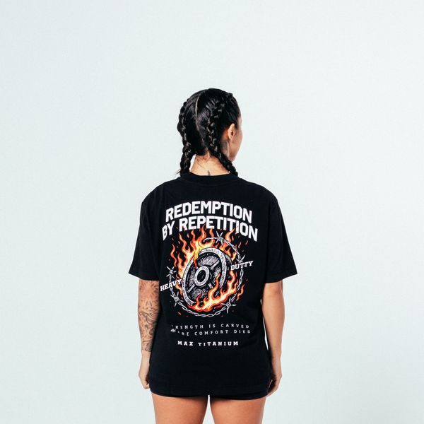 camiseta-feminina-oversized-redemption---preta-tamanho-p---preta