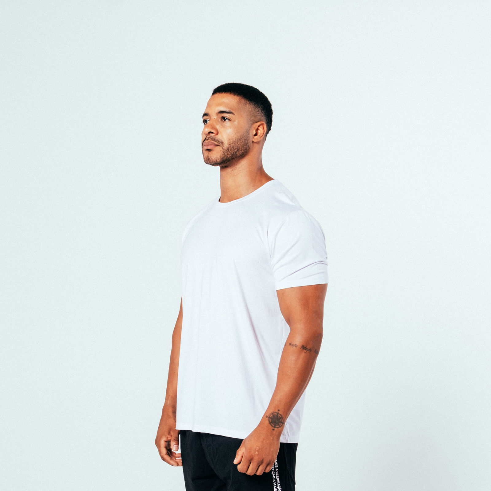 camiseta-masculina-tech-modal---branca-tamanho-p---branca