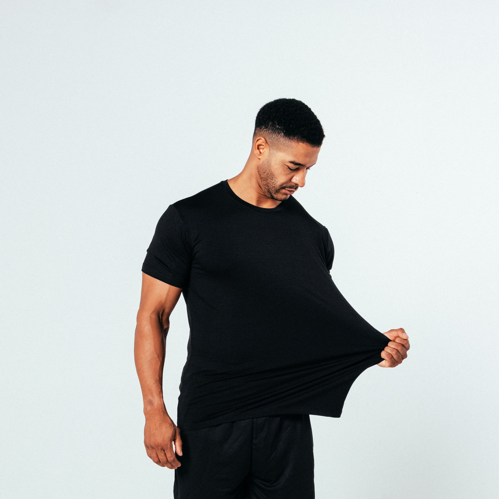 camiseta-masculina-tech-modal---preta-tamanho-m---preta